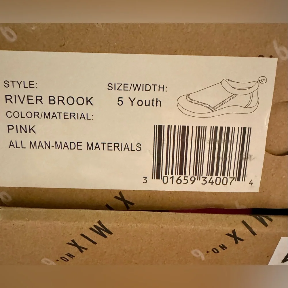 Mix No. 6 Kids’ Pink Water Shoes Youth Size 5 / Women’s Size 6.5 Slip On